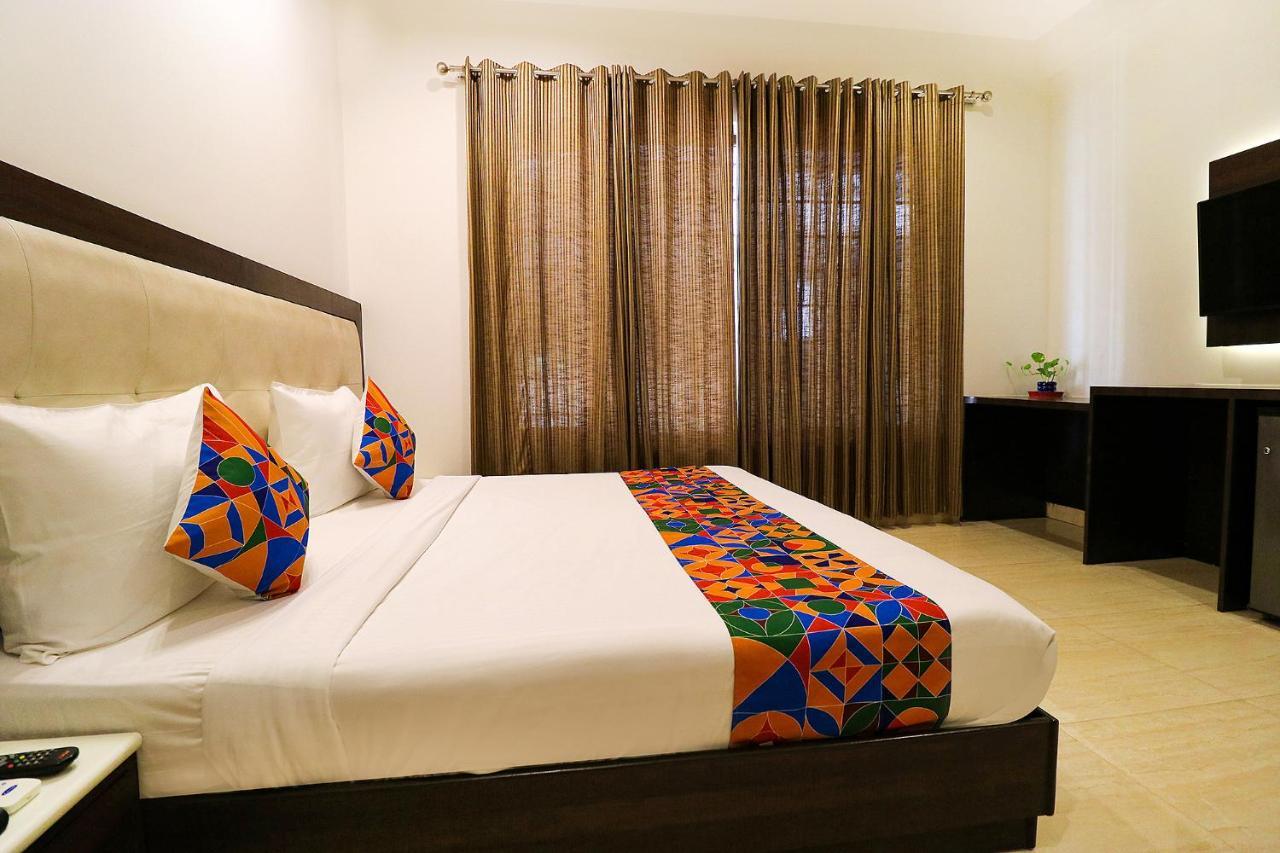 FabHotel Oyster Villa Gurgaon Eksteriør billede