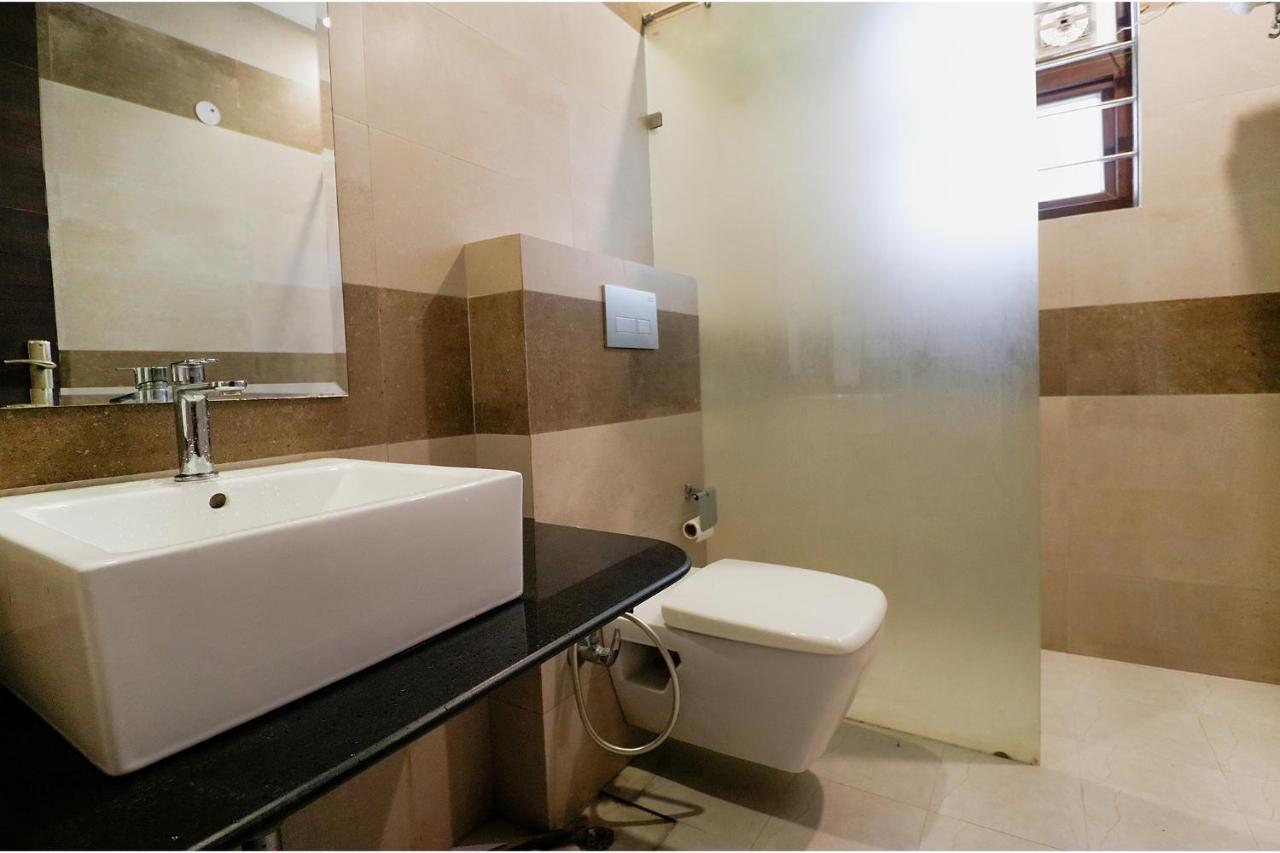 FabHotel Oyster Villa Gurgaon Eksteriør billede